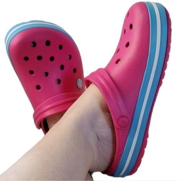 CROCS Candy Pink Bluebell Shoes Women's WOMAN'S 6 Relaxed Fit NWT - Picture 14 of 16